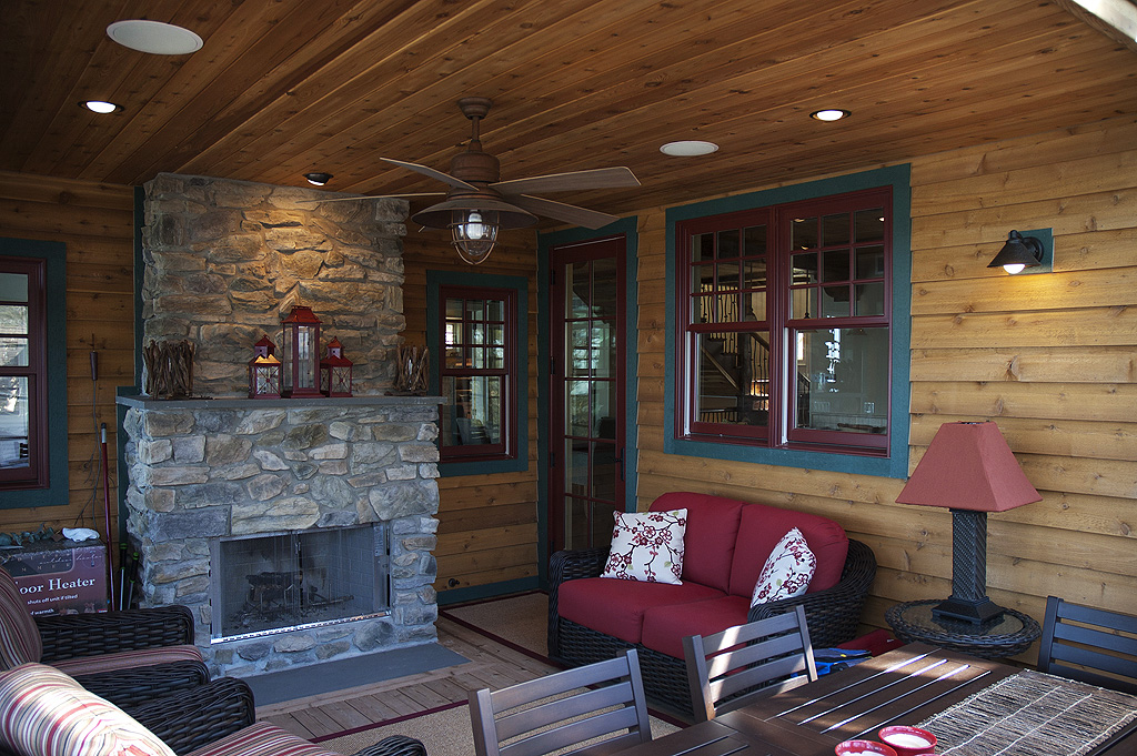 Pine Cone Cottage Porch